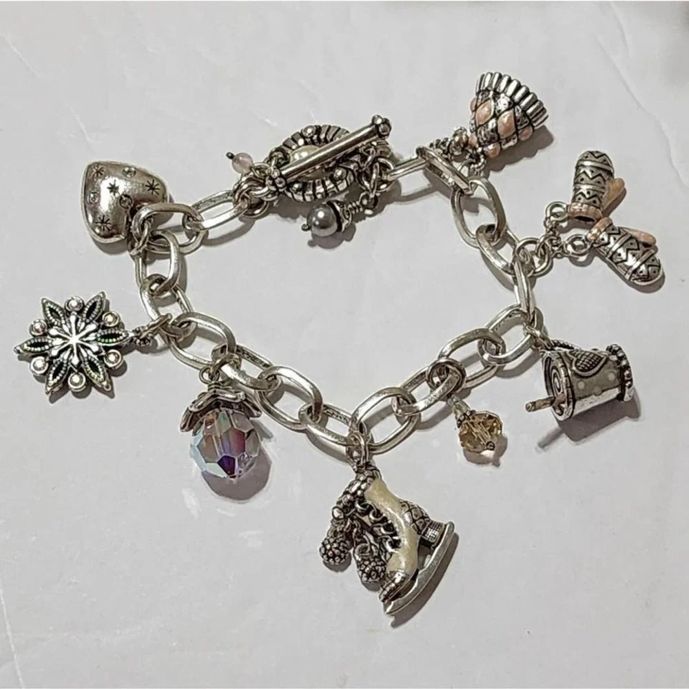 BRIGHTON Winter Wonderland Holiday Charm Bracelet Silver Christmas Snowflake‎